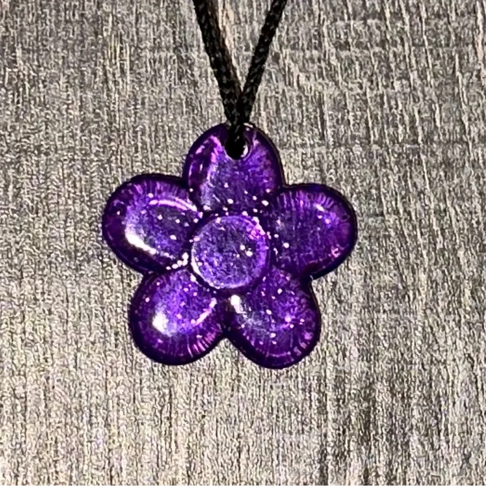 💞 Purple Glitter Flower Toddler Safety Necklace
